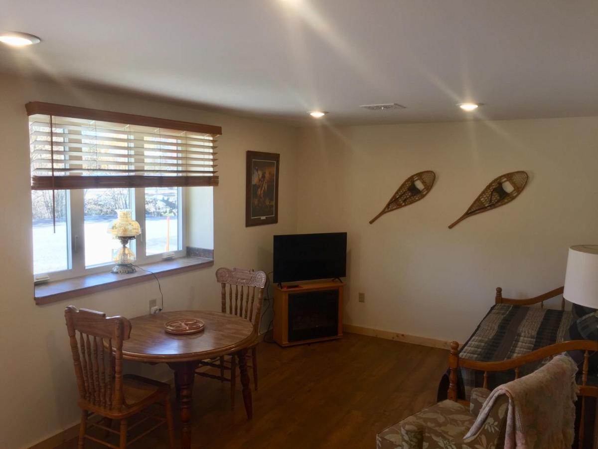Creekside Downtown Vacation Suites, Only Adults 25 Or Older Buffalo Exterior foto